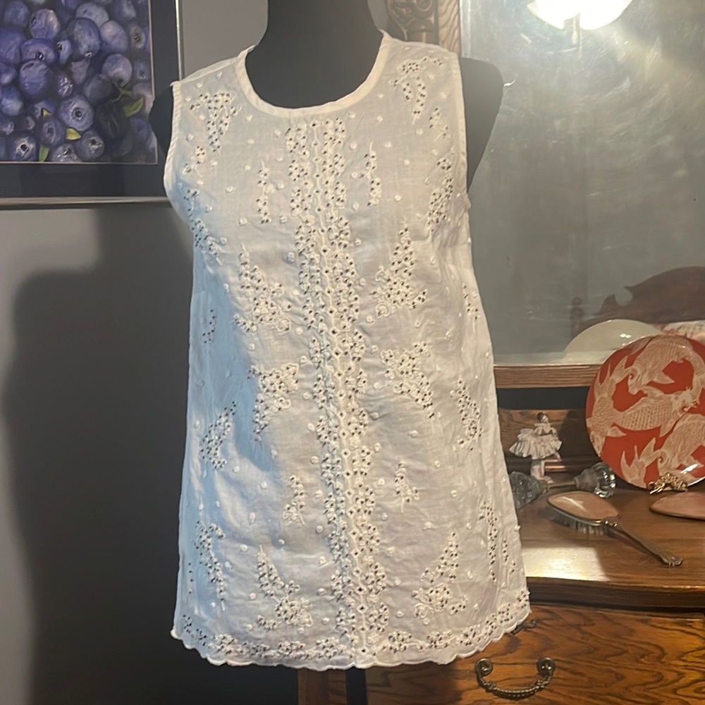 Tommy Bahama sleeveless linen top